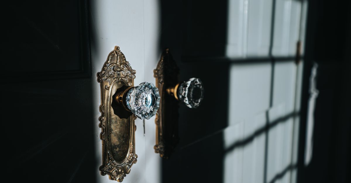 Deadbolt Installation — Huntley IL Locksmith