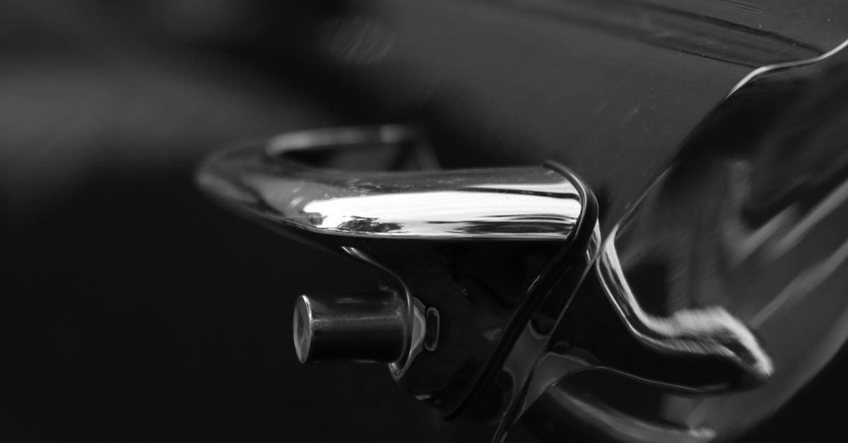 front door lock key — Huntley IL Locksmith