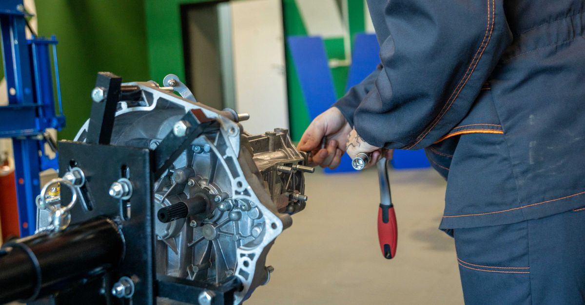 locksmith service technician — Huntley IL Locksmith