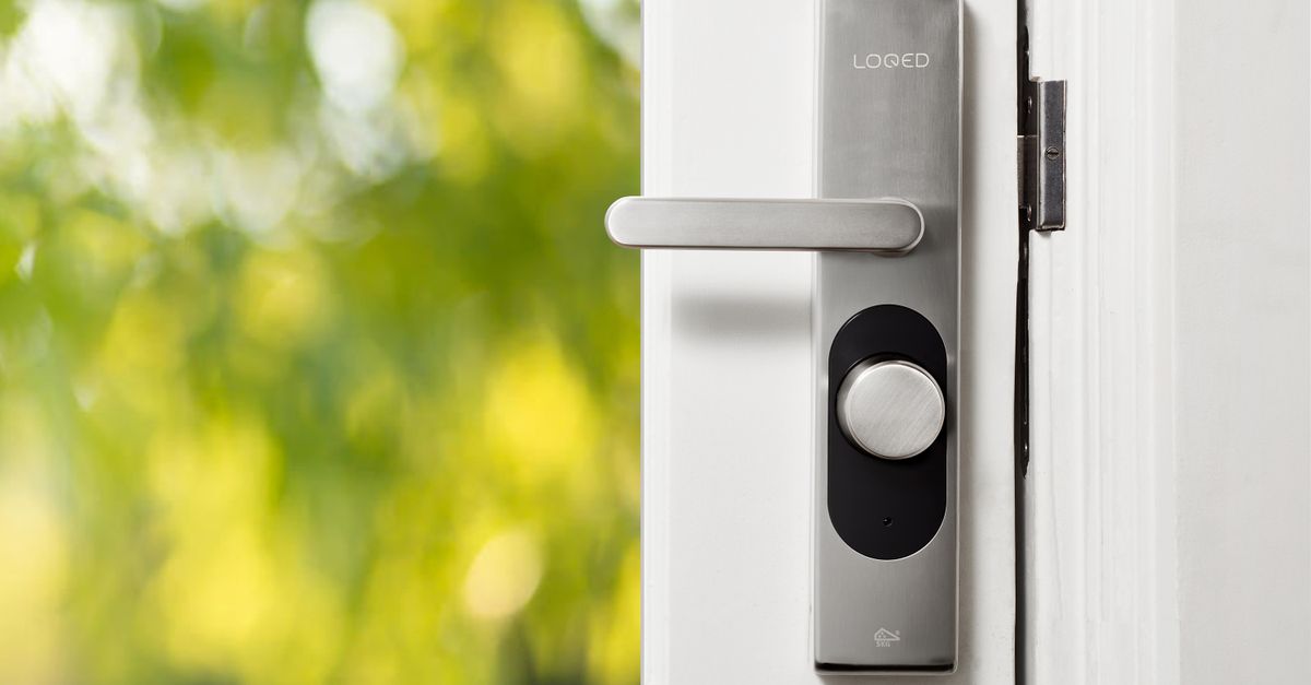 front door lock key — Huntley IL Locksmith